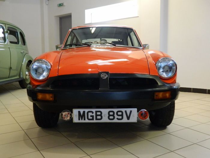 MG MGB 1.8 B GT Sports Petrol Red