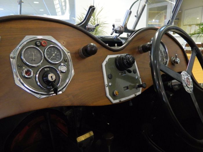 MG Midget 0.8 MG PA Sports Petrol Green
