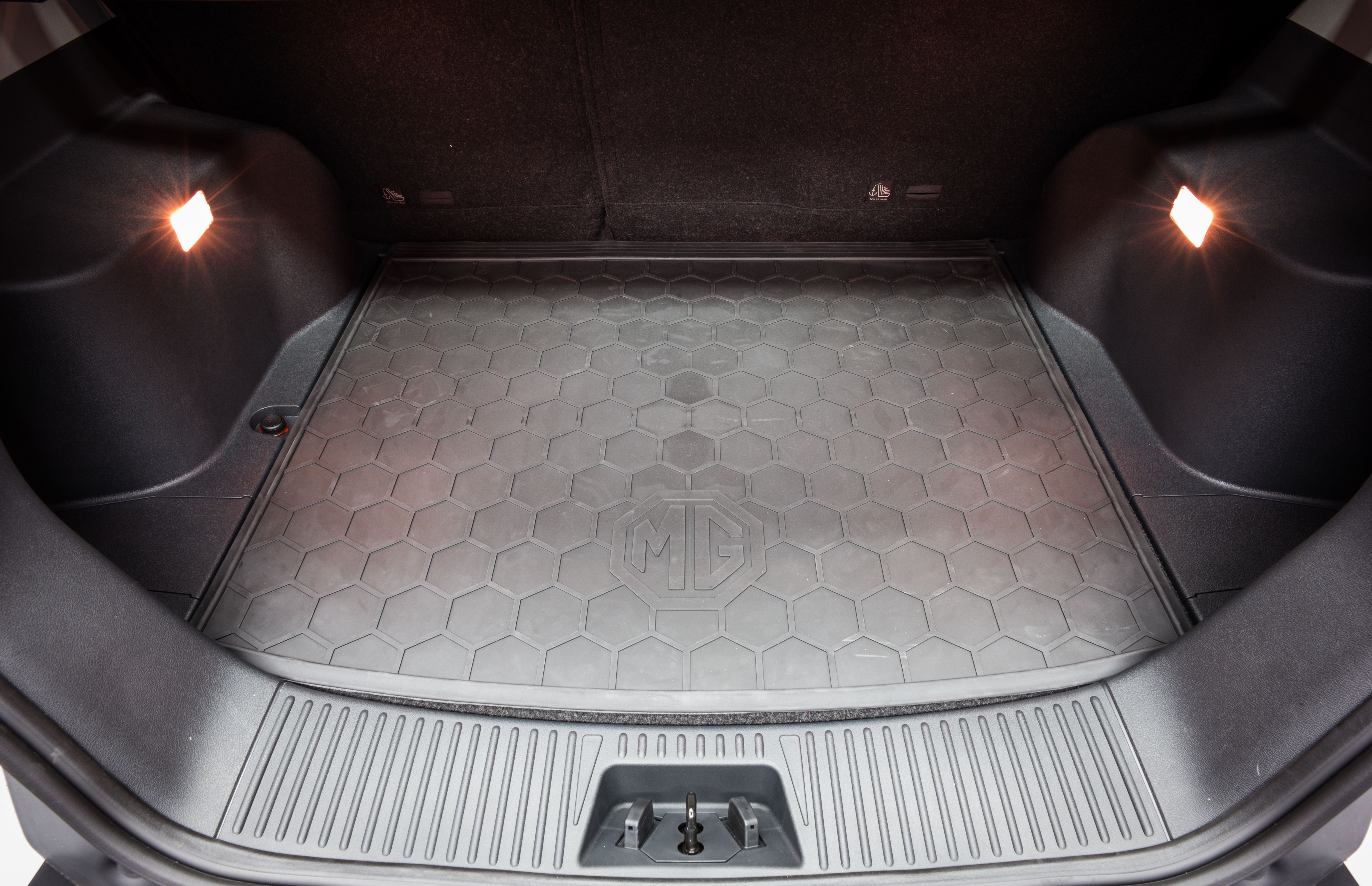 MG GS RUBBER LOADSPACE MAT