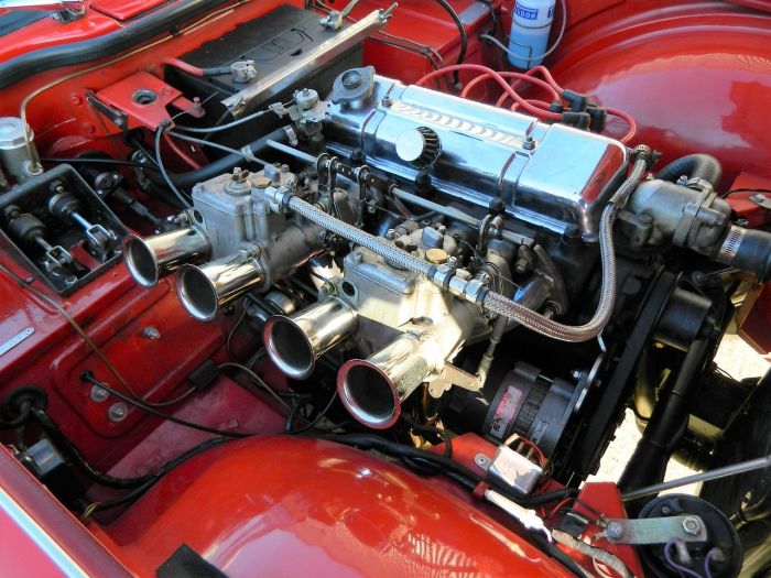 Triumph TR4 2.1 Convertible Petrol Red