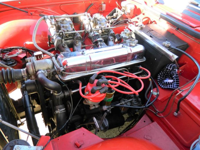 Triumph TR4 2.1 Convertible Petrol Red