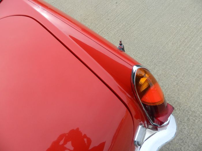 MG MGB 1.8 ROADSTER Sports Petrol Tartan Red