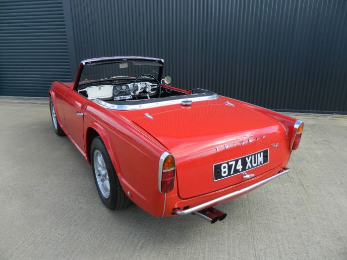 Triumph TR4 2.1 Convertible Petrol Red