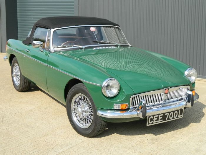 MG MGB 1.8 ROADSTER Sports Petrol British Racing Green