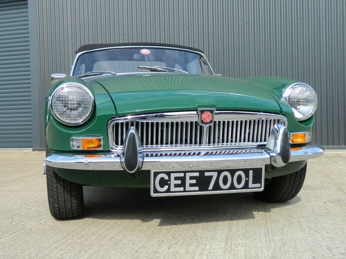MG MGB 1.8 ROADSTER Sports Petrol British Racing Green