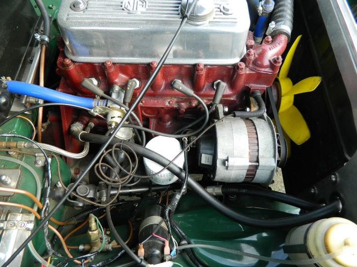 MG MGB 1.8 ROADSTER Sports Petrol British Racing Green