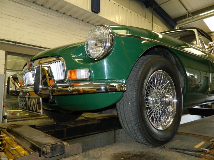 MG MGB 1.8 ROADSTER Sports Petrol British Racing Green