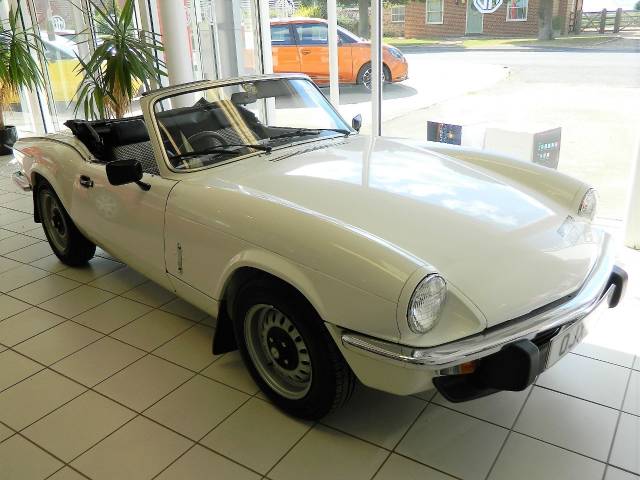 Triumph Spitfire 1.5 1500 Convertible Petrol White