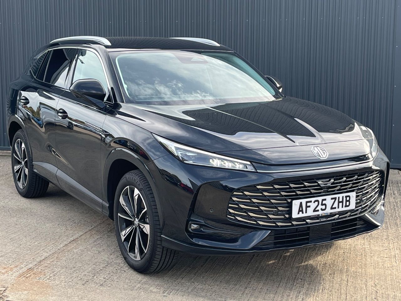 2025 MG Motor UK HS
