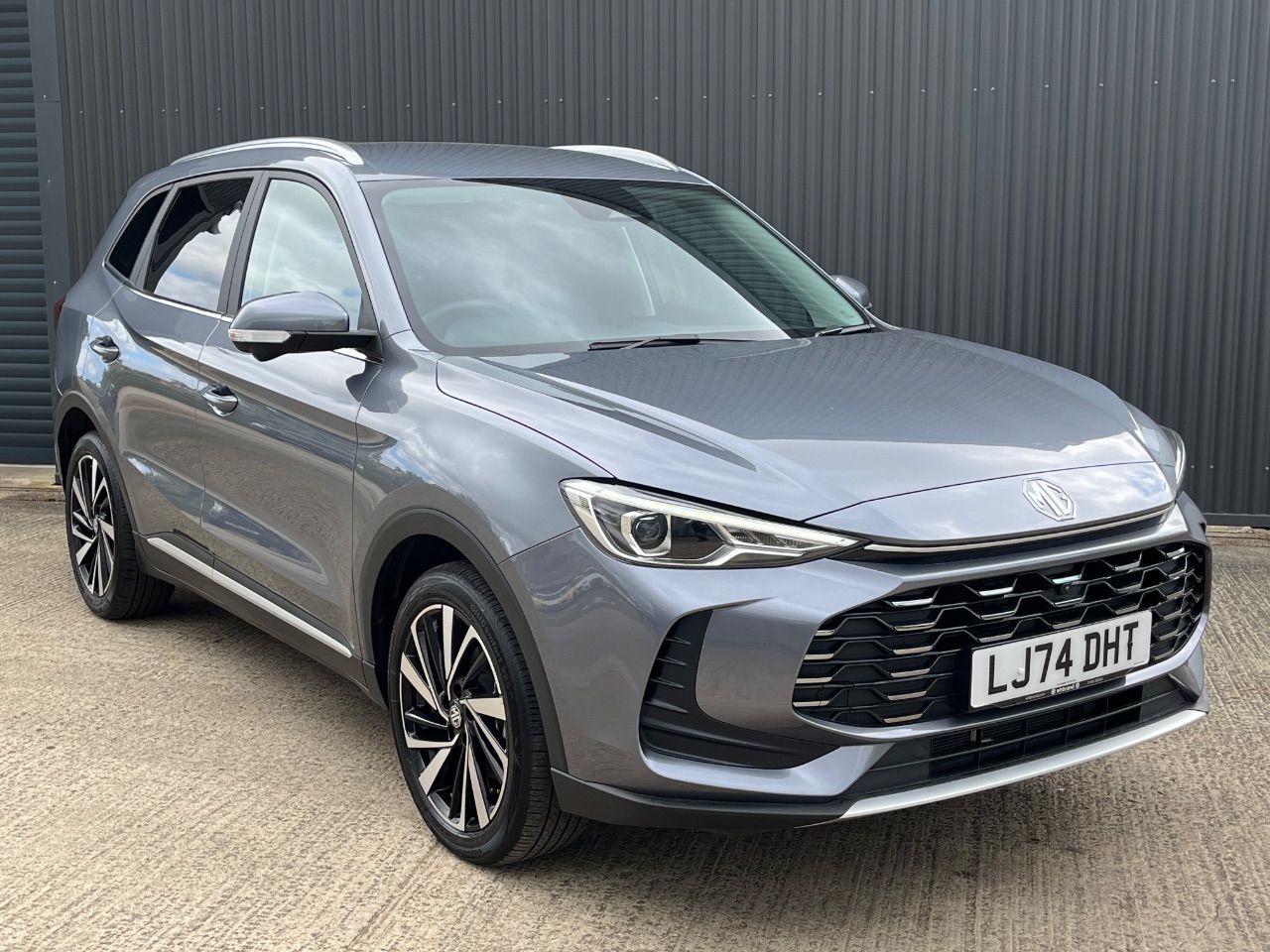 2025 MG Motor UK ZS