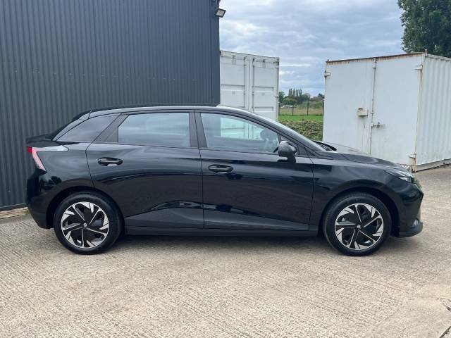 2025 MG Motor UK Mg4 0.0 150kW SE EV Long Range 64kWh 5dr Auto