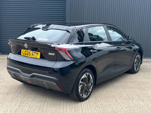 2025 MG Motor UK Mg4 0.0 150kW SE EV Long Range 64kWh 5dr Auto
