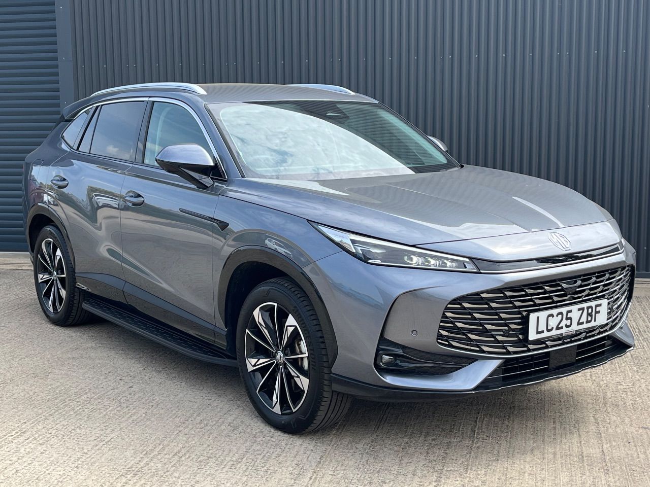 2025 MG Motor UK HS