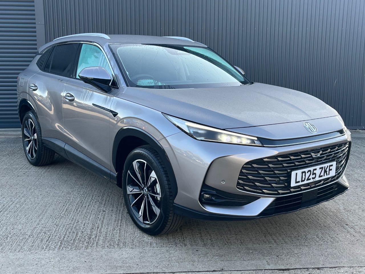 2025 MG Motor UK HS