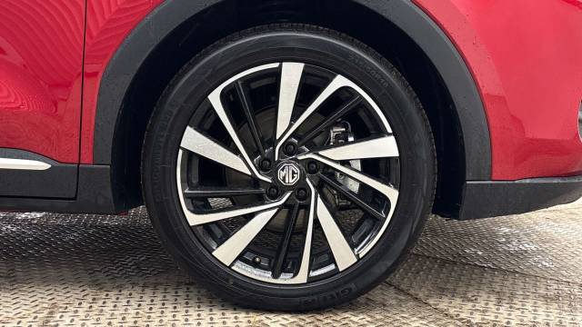 2025 MG Motor UK ZS 1.5 Hybrid+ Trophy