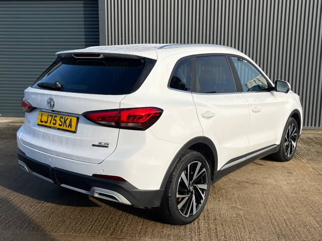 2025 MG Motor UK ZS 1.5 Hybrid+ Trophy Auto