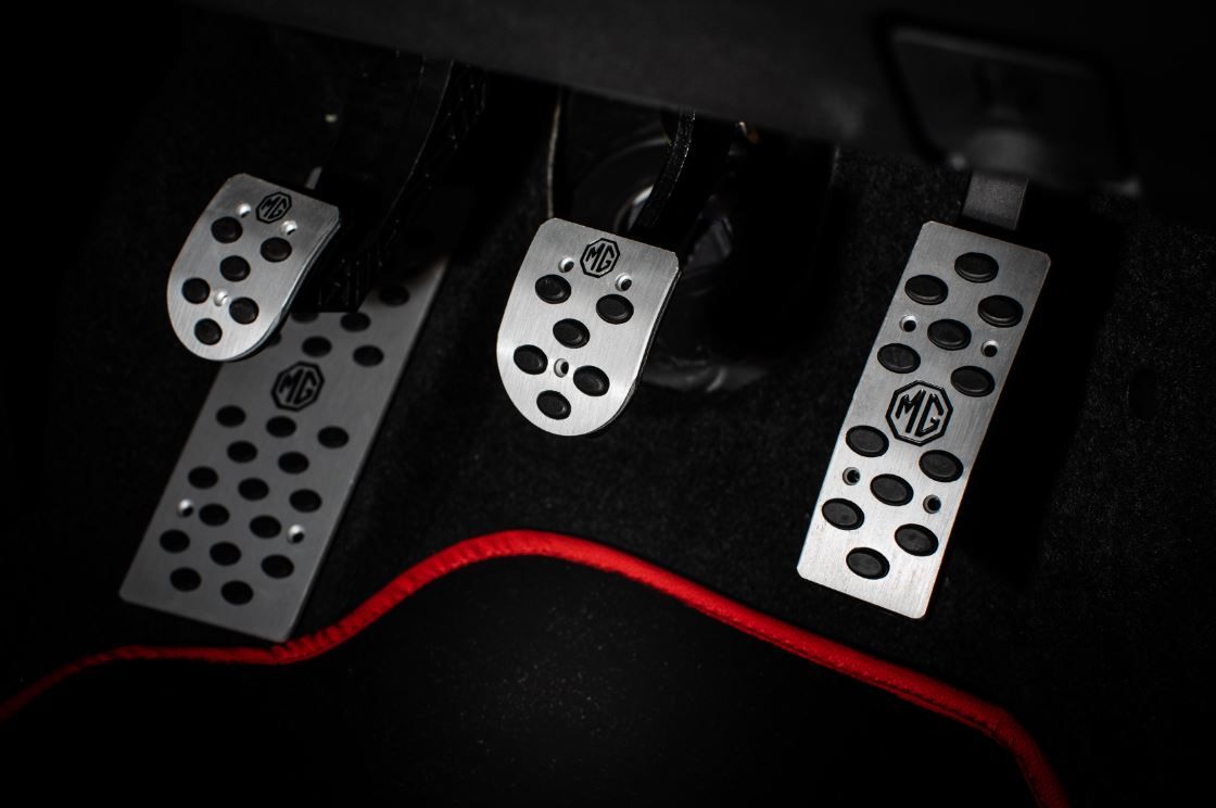 New MG3 ALLOY SPORTS PEDAL SET