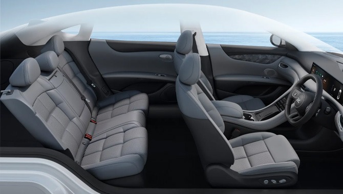 MG IM6 - Interior