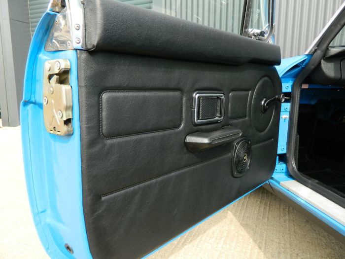 MG MGB 1.8 GT Coupe Petrol Pageant Blue
