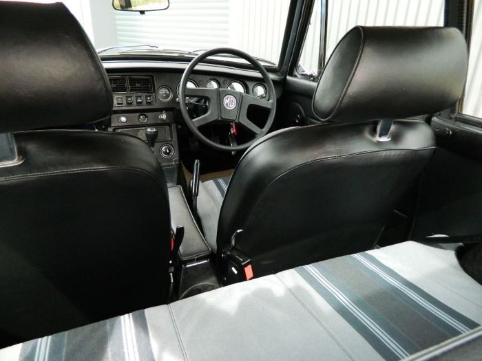 MG MGB 1.8 GT Coupe Petrol Pageant Blue