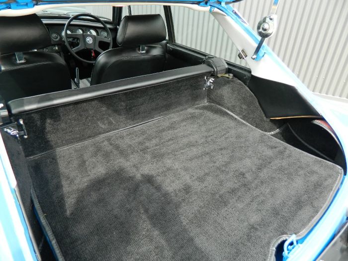 MG MGB 1.8 GT Coupe Petrol Pageant Blue