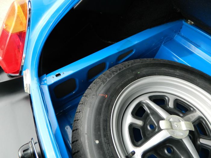 MG MGB 1.8 GT Coupe Petrol Pageant Blue