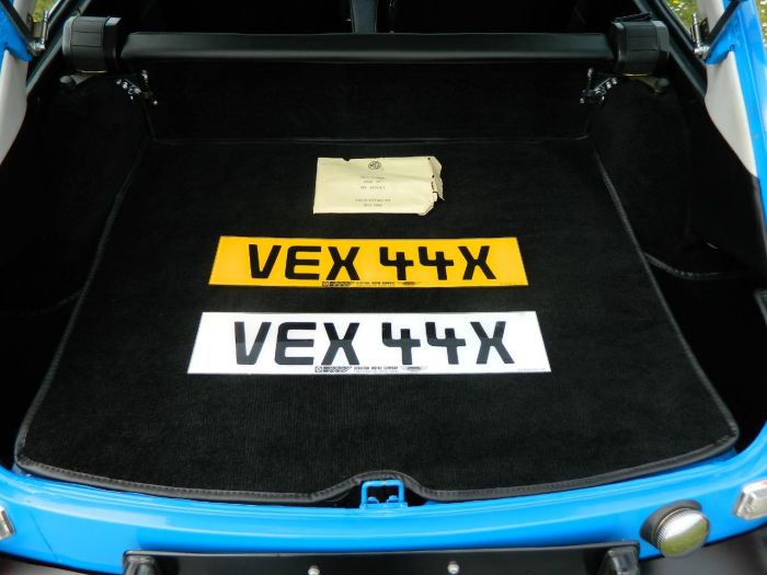 MG MGB 1.8 GT Coupe Petrol Pageant Blue