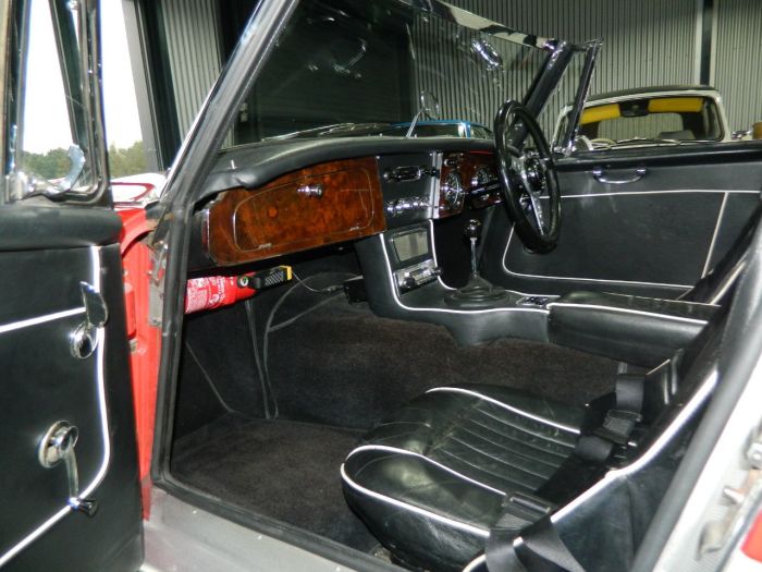 Austin Healey 2.9 3000 MKIII Sports Petrol Colorado Red Over Old English White