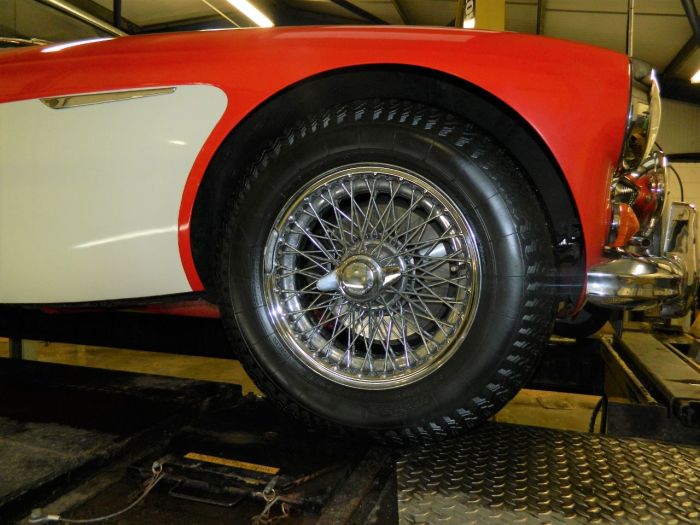 Austin Healey 2.9 3000 MKIII Sports Petrol Colorado Red Over Old English White